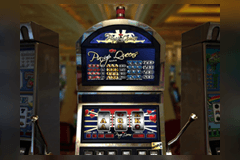 Pin-up Queens logo