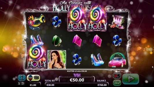 Three Holly symbols triggers the Free Spins Feature