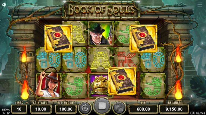 Scatter symbols triggers the free spins feature