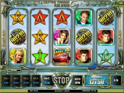 3 x scatters triggers free spins