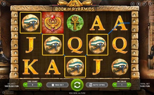 Eye of Ra four of a kind triggers a 44 coin jackpot award.