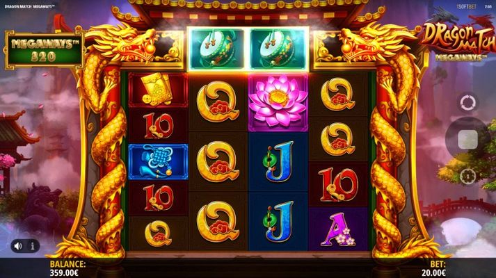 Two matching symbols on the top reel activates the Dragon Match feature