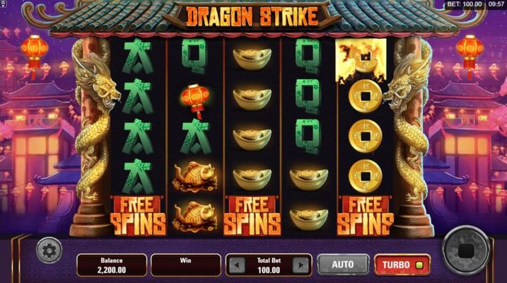 Scatter symbols triggers the free spins feature