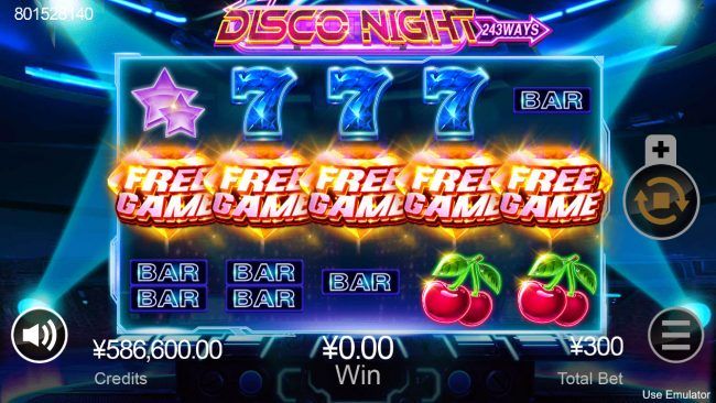 Scatter win triggers the free spins feature