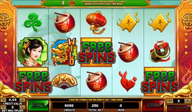 Scatter win triggers the free spins feature