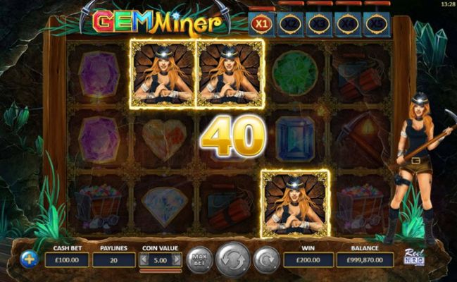 Scatter symbols triggers the free spins feature