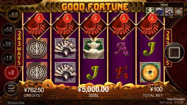 Scatter win triggers the free spins feature