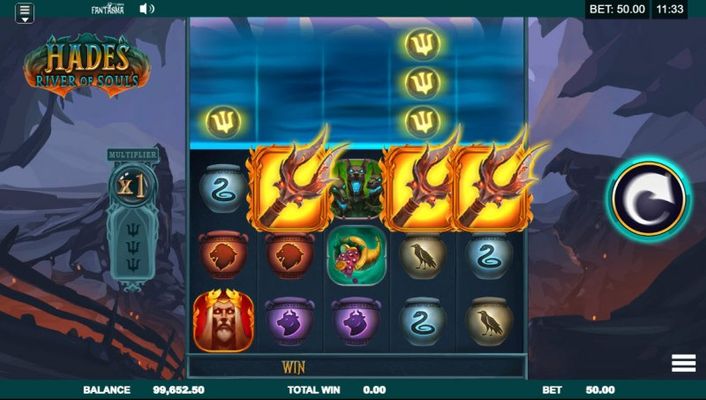 Scatter symbols triggers the free spins bonus feature