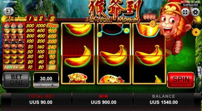 A winning combination of bananas triggers a 900.00 payout.