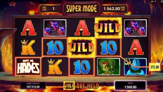 Super Mode game board - 4 free spins