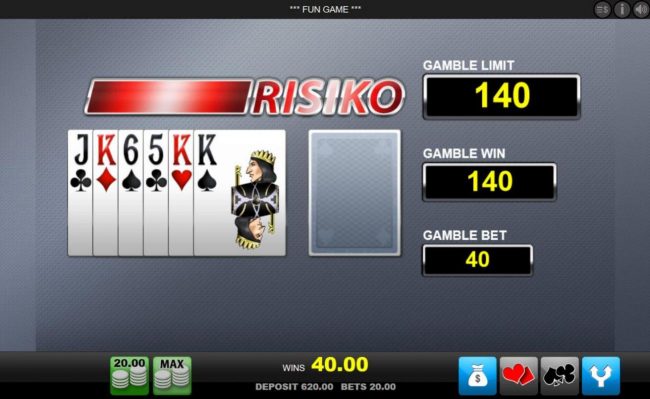 Risiko Gamble Feature - choose the color of the next card drawn. You can bet on red or black with the corresponding buttons.