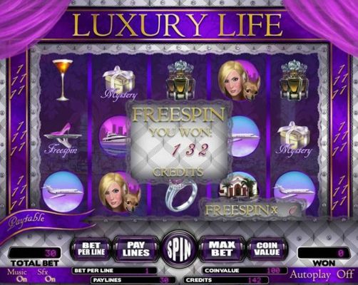 Player is awarded 132 credits for Free Spins play.