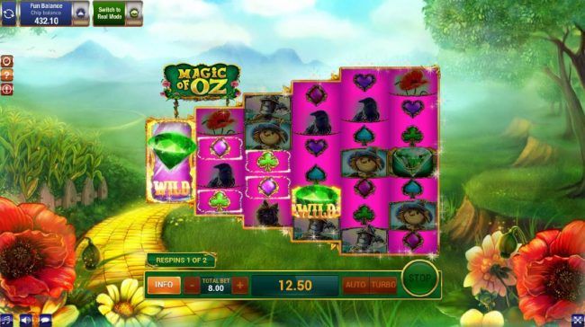 First respin triggers a pair of winning paylines.