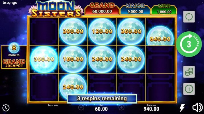 Land additional moon symbols to win prizes and extra respins