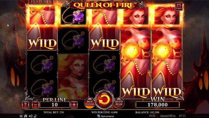 Queen of Fire :: Multiple winning paylines