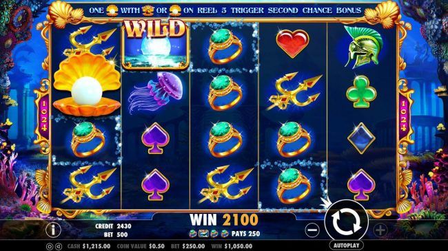 Multiple winning symbol combinations triggers a 2100 coin big win!