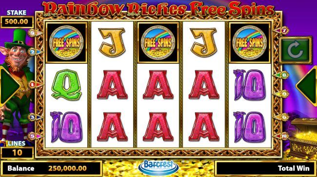 Scatter win triggers the free spins feature