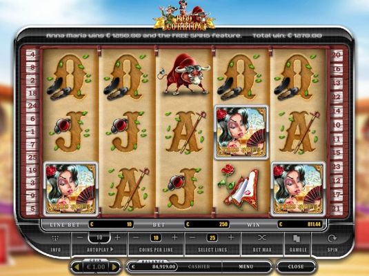 Scatter win triggers the free spins feature