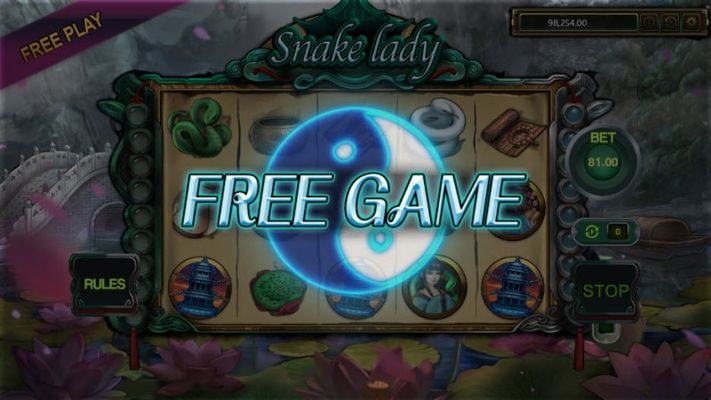 Snake Lady :: 10 Free Spins Awarded