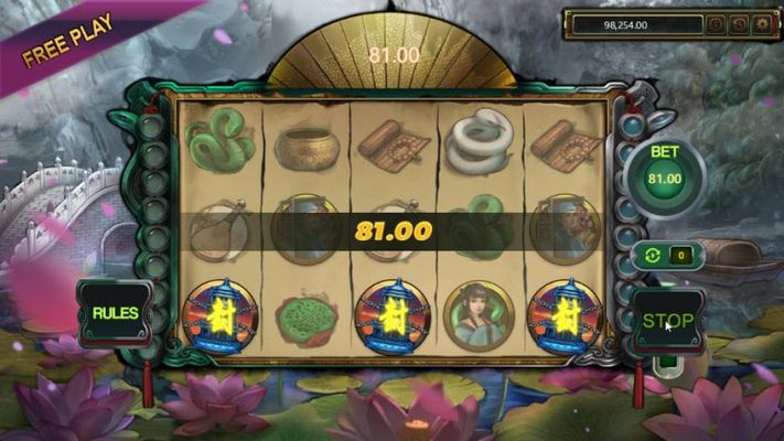 Scatter symbols triggers the free spins feature