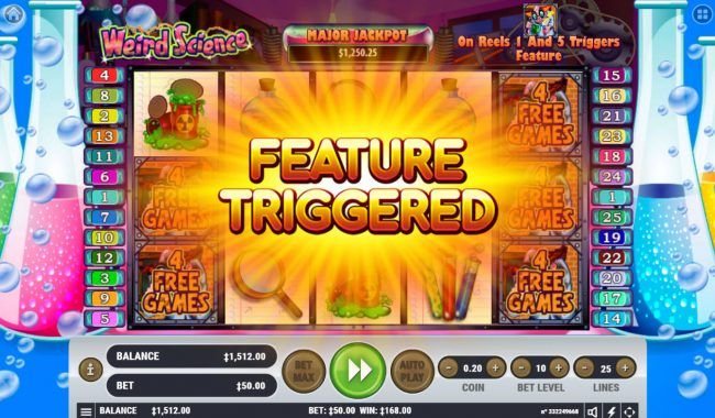 Scatter win triggers the free spins feature