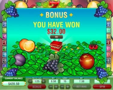 bonus feature triggers a $32 prize award