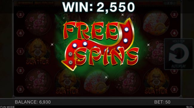 Scatter win triggers the free spins feature